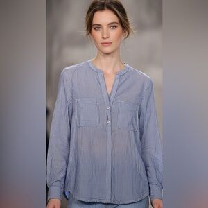 Willi Smith Blue Striped Blouse